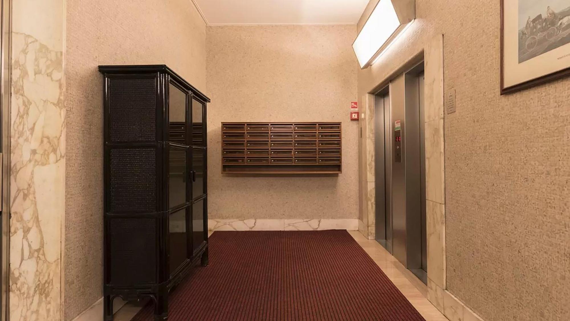 Classbnb - Two Apartments 400 Meters From The Duomo Milan Exterior photo