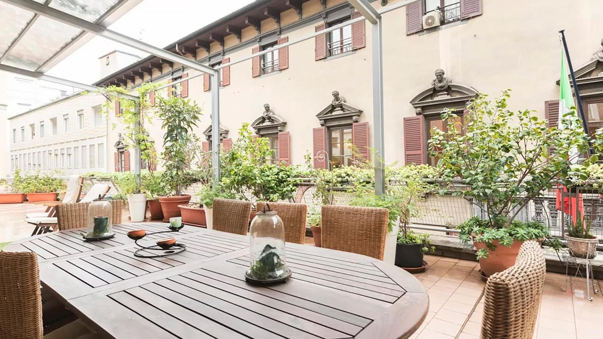 Classbnb - Two Apartments 400 Meters From The Duomo Milan Exterior photo
